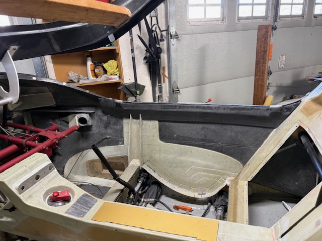 Jason Rouault More nose gear door work – Legacy Build